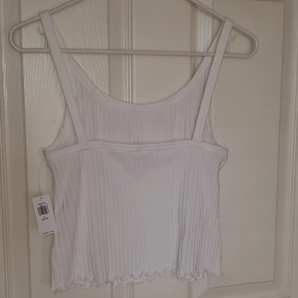 NWT Old Navy Ribbed White Cropped Tank SP - Picture 4 of 5